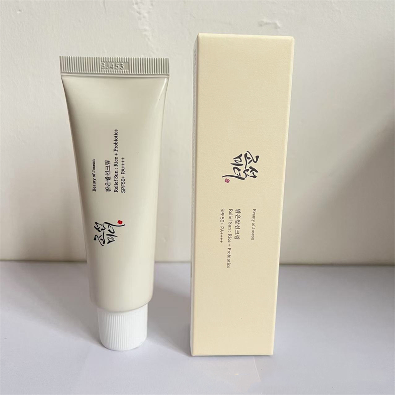 SPF50+ アンチUV日焼け止め フェイシャル 50ml  - Luxury Skincare Brands のレビューと価格