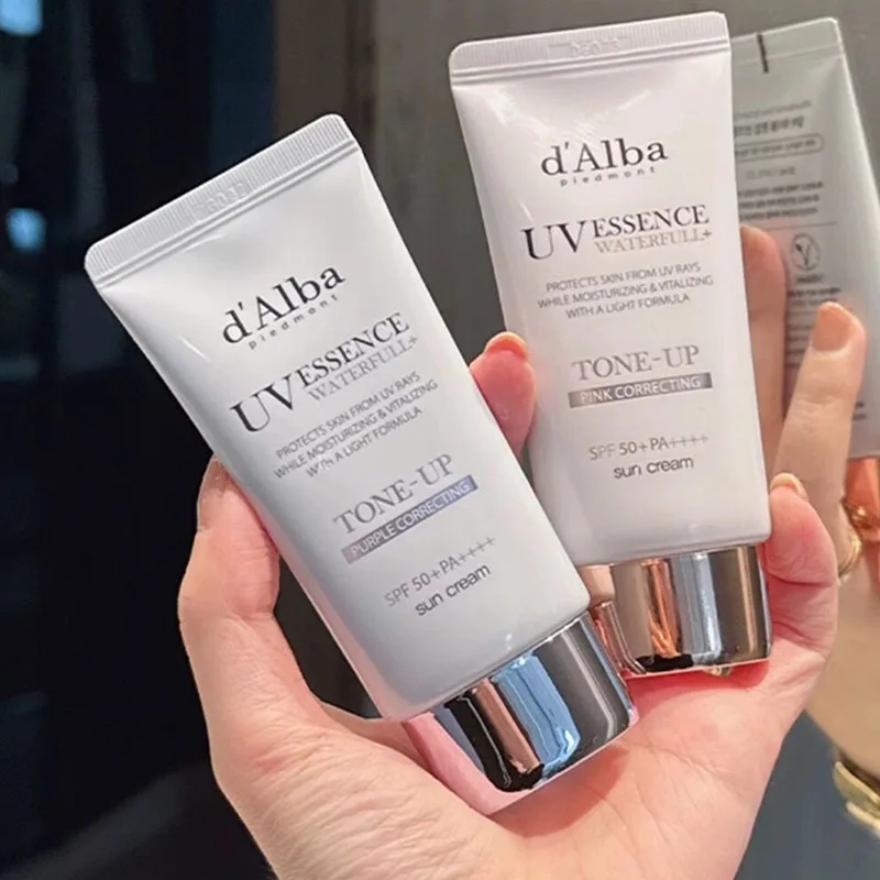 ベストセラーブランド ダルバブランド UVエッセンス ホワイ - Luxury Skincare Brands のレビューと価格
