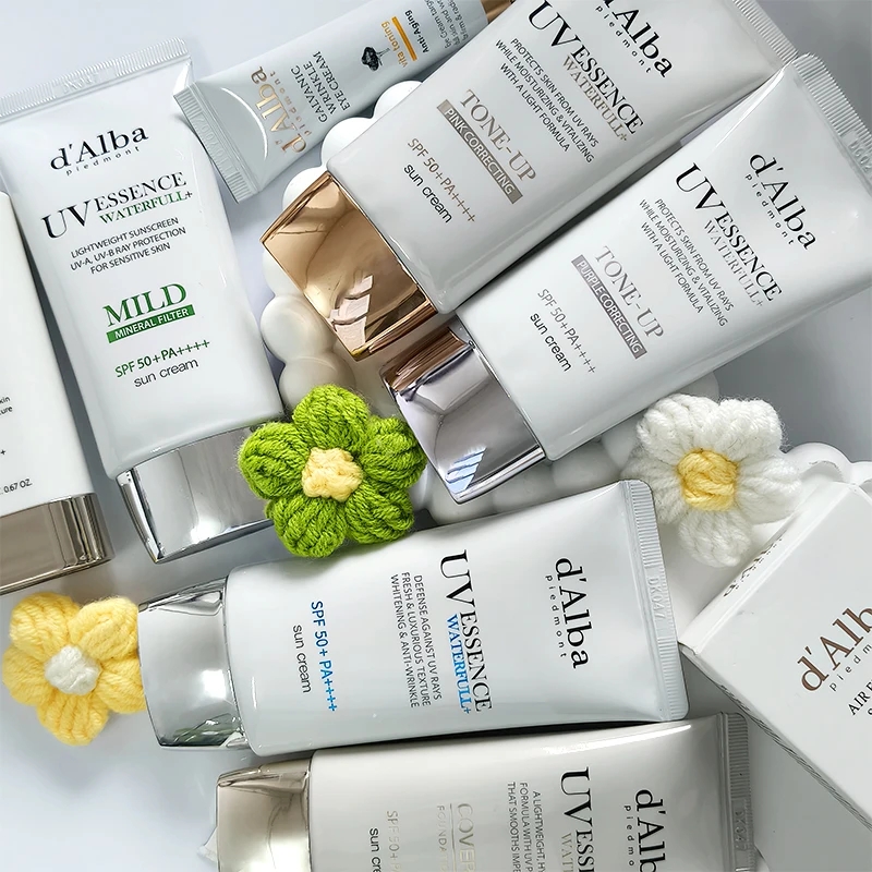 ベストセラーブランド ダルバブランド UVエッセンス ホワイ - Luxury Skincare Brands のレビューと価格